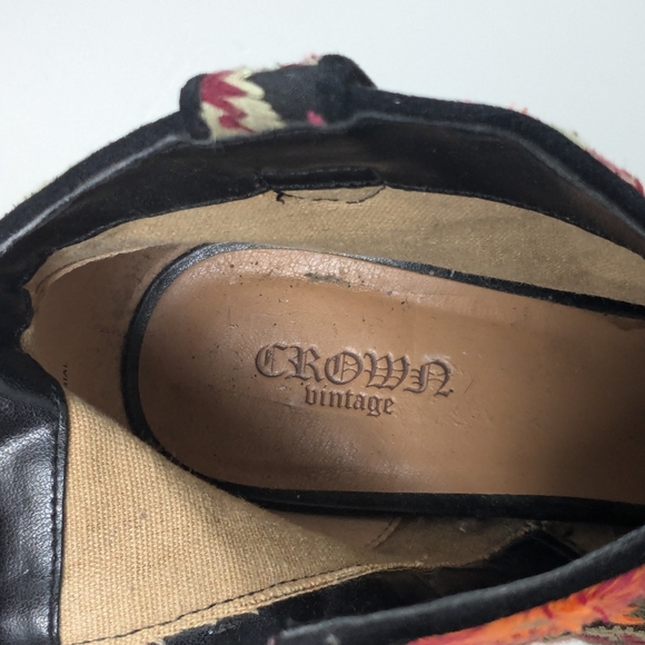 CROWN VINTAGE Frankie Embroidered Shoes - Picture 7 of 8